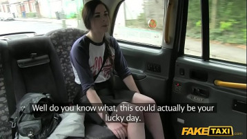 Busty Sarışınlar Faktaxi Tarafından Alınır Ve Fucked Hardcore
